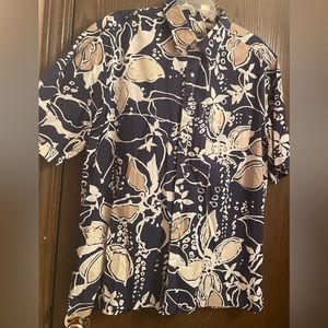 Eddie Bauer Men sz L 100% Cotton Hawaiian Blue Short Sleeve Button
